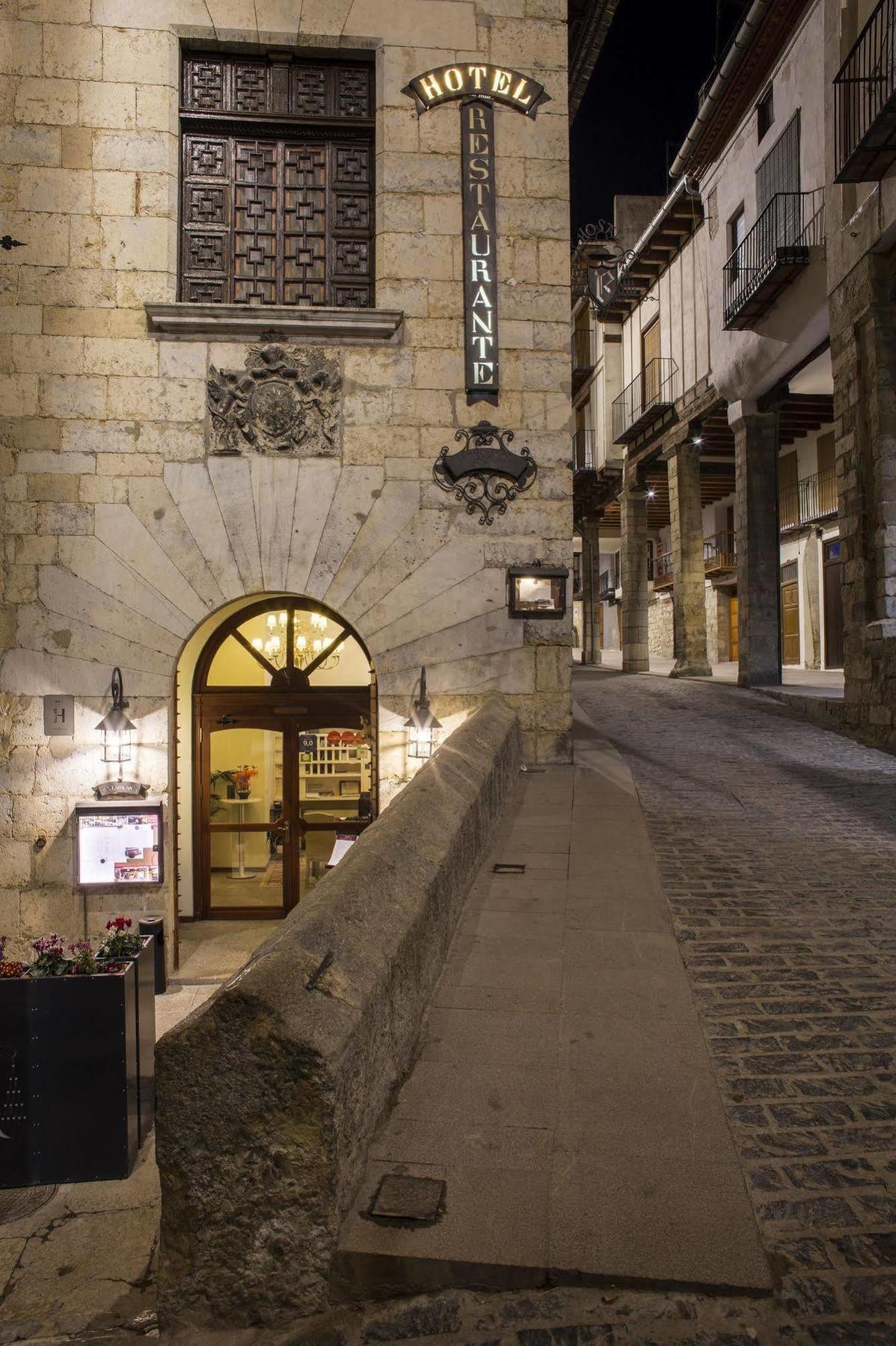 Hotel Cardenal Ram Morella Exterior foto
